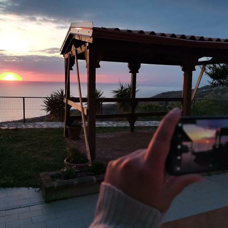 ボニファーティ Azienda Agrituristica La Fonteヴィラ エクステリア 写真