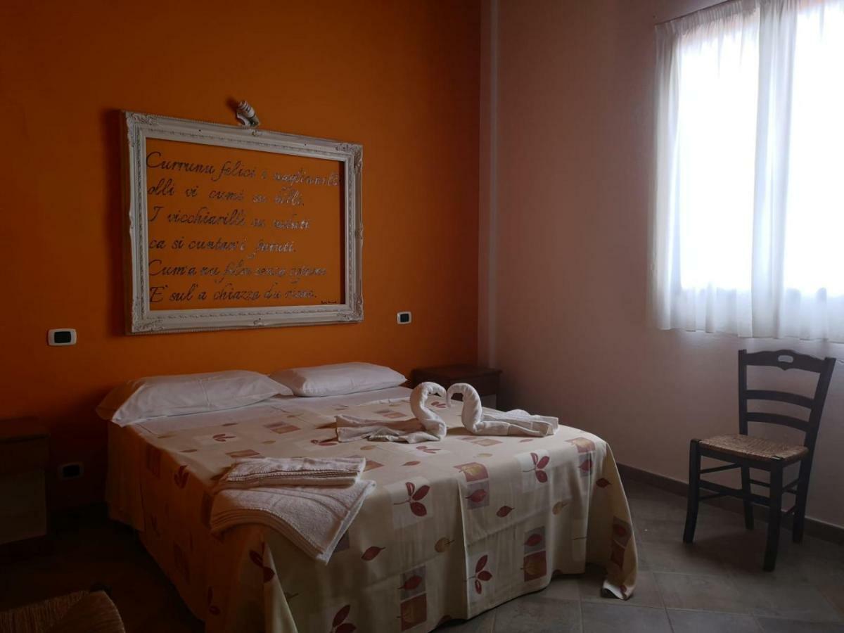 ボニファーティ Azienda Agrituristica La Fonteヴィラ エクステリア 写真