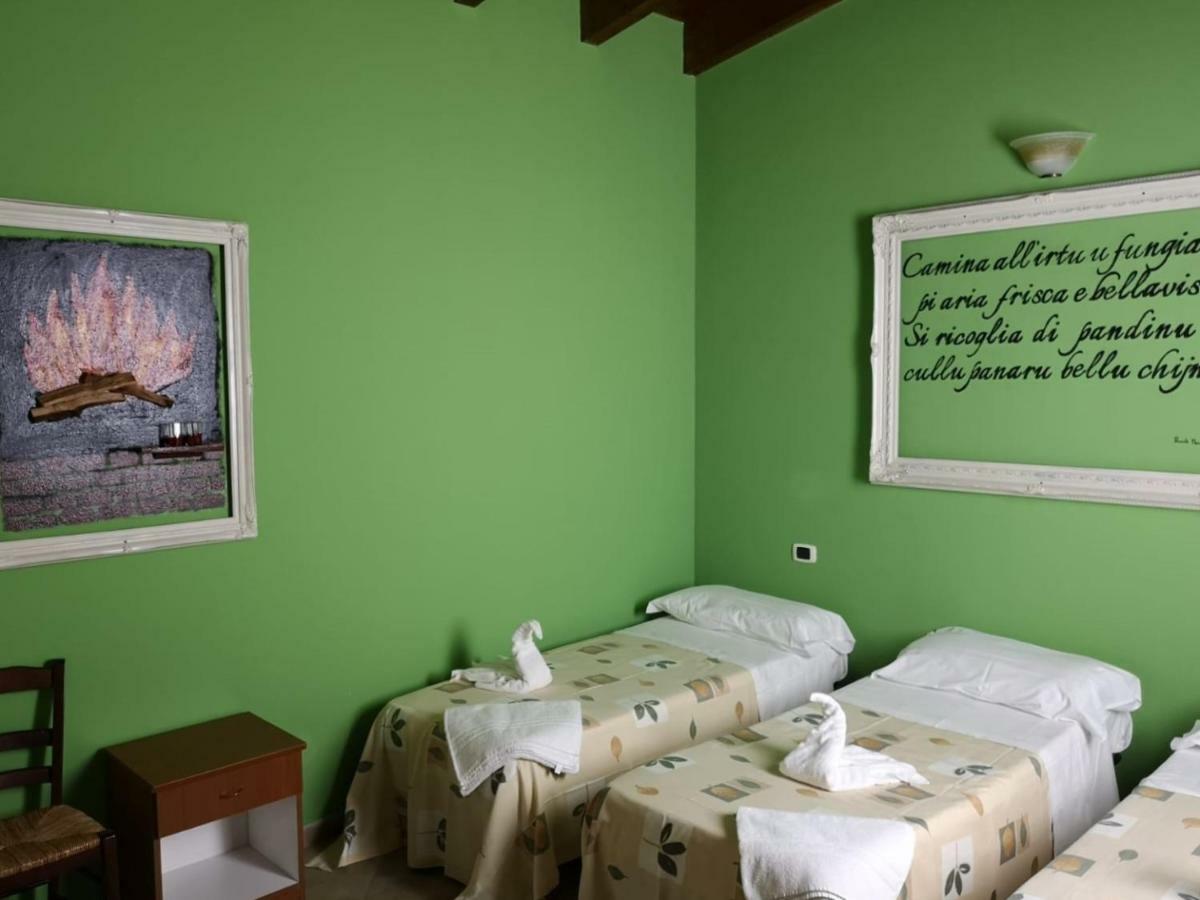 ボニファーティ Azienda Agrituristica La Fonteヴィラ エクステリア 写真