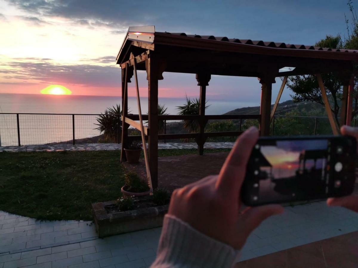 ボニファーティ Azienda Agrituristica La Fonteヴィラ エクステリア 写真