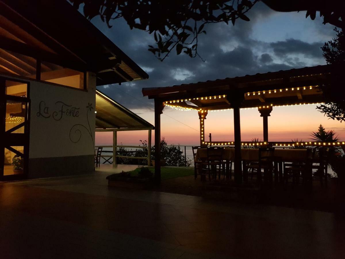ボニファーティ Azienda Agrituristica La Fonteヴィラ エクステリア 写真