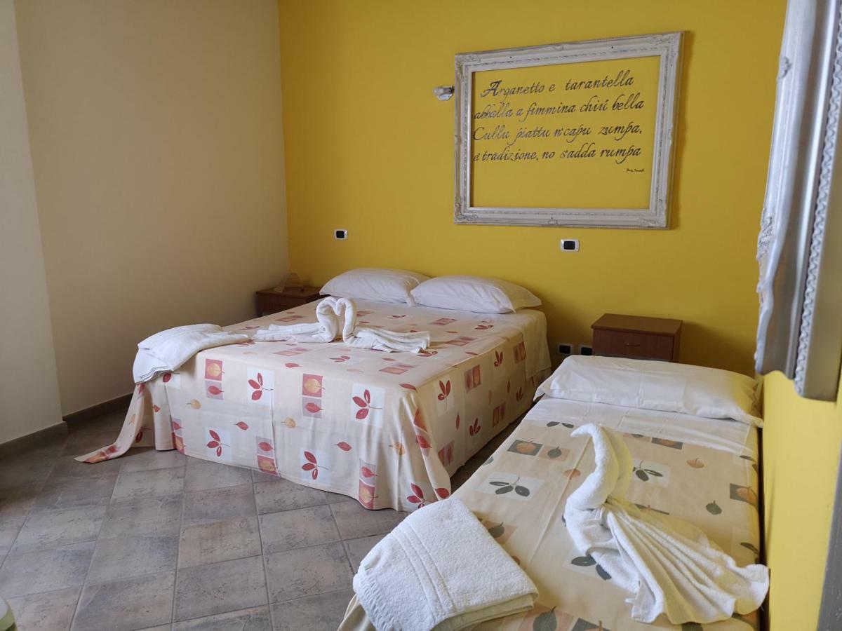 ボニファーティ Azienda Agrituristica La Fonteヴィラ エクステリア 写真